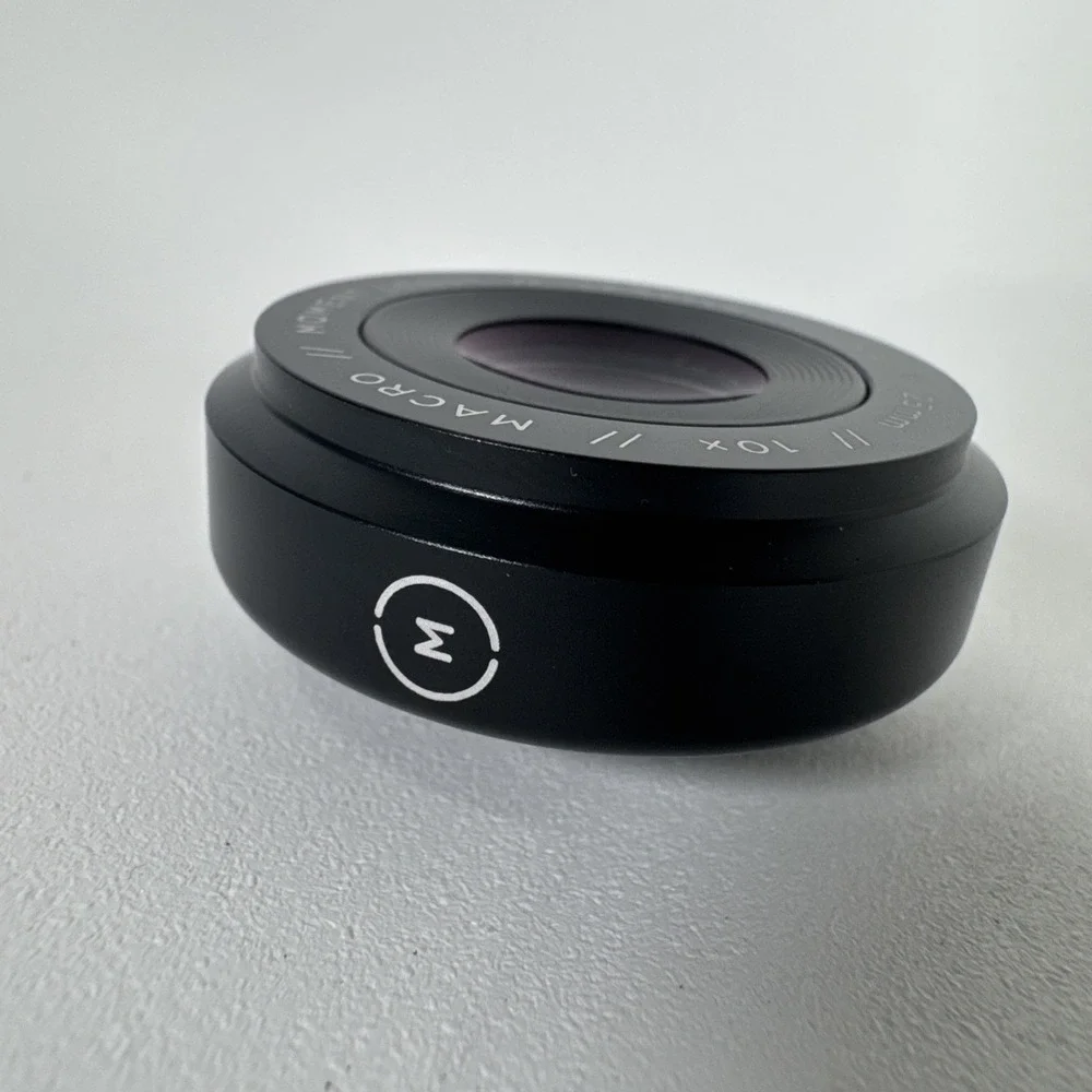 Moment M-Series Macro‎ Lens with Storage Pouch 25mm 10x, EUC